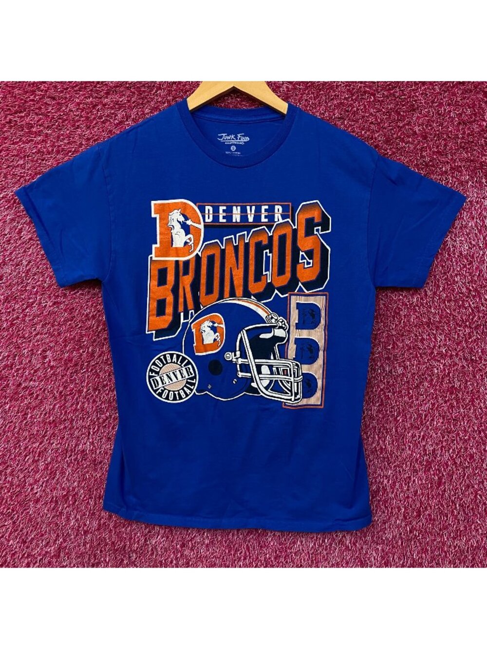 Junk Food Clothing Denver Broncos Checkdown Flea Market T-shirt Small